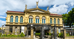 eatro Nacional de Costa Rica (National Theatre) & Plaza de la Cultura
